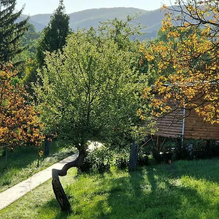 Réteskert és Vendégház